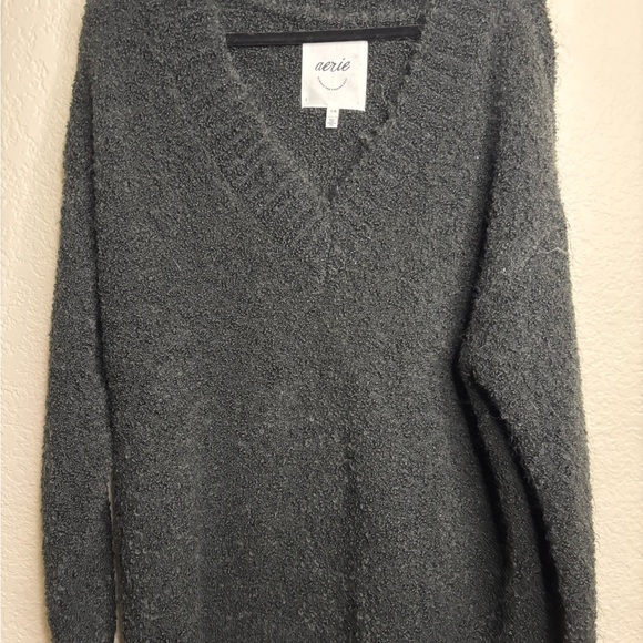 Aerie Women's black teddy Sweater - Picture 4 of 4